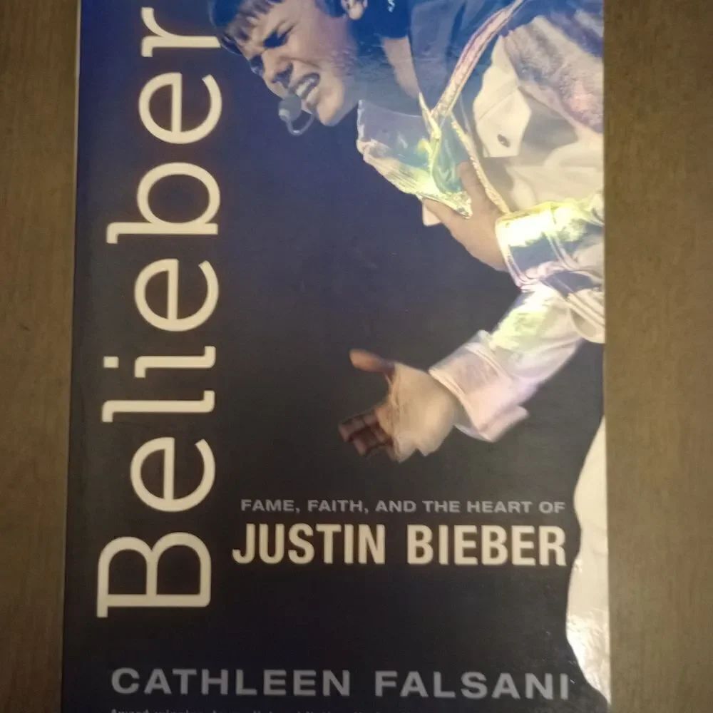 🆕📘Belieber!: Faith, Fame, and the Heart of Justin Bieber, Cathleen Falsani